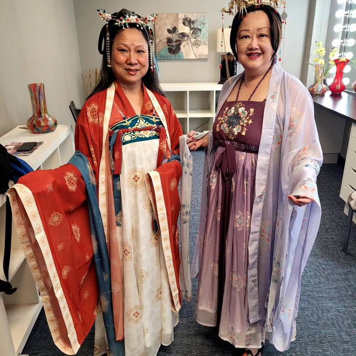 Little Flower Meadow and Ying Pu in historic Chinese clothing.